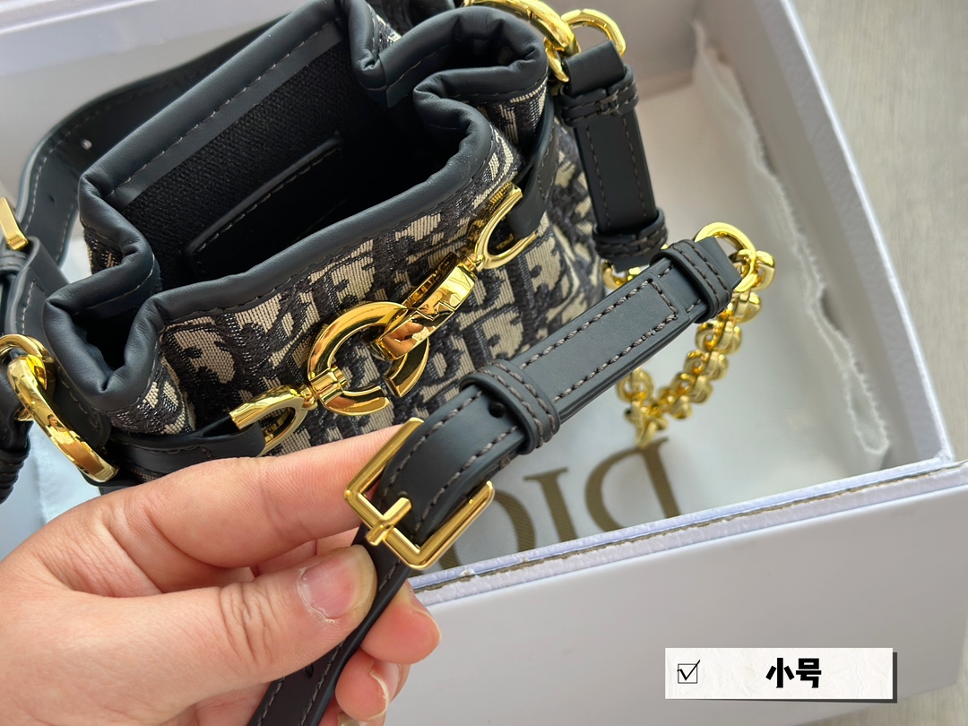 Cest Dior Bag lovely