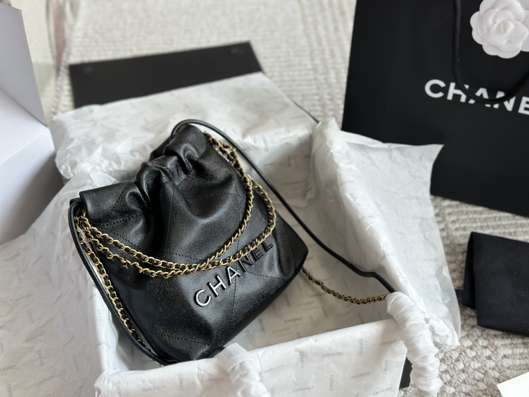 Chanel cowskin leather mini 22bag 133901
