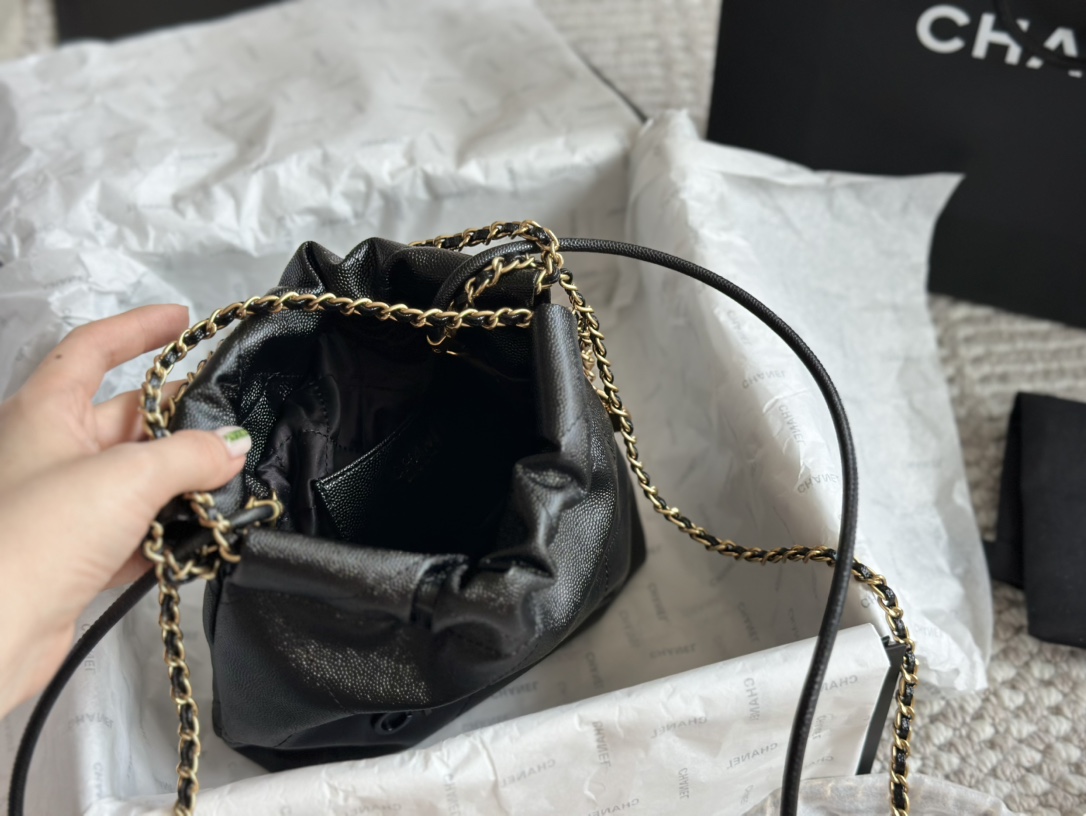 Chanel cowskin leather mini 22bag 133901