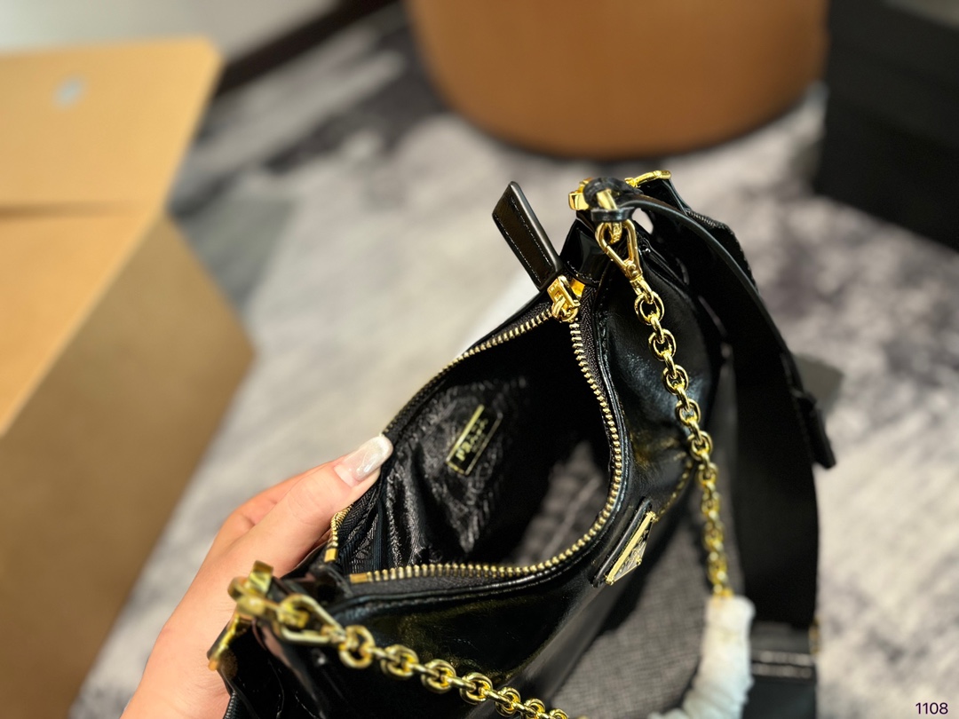 Prada 3in1 hobo leather bag